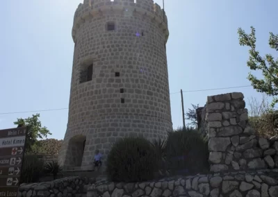Tower, Cres